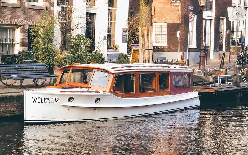 classic saloon boat of the luxury canal tour
